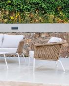 Salon jardin 5 places Sofa 3 places 2 fauteuils 2 tables 60 et 100 blanc tissus beige clair